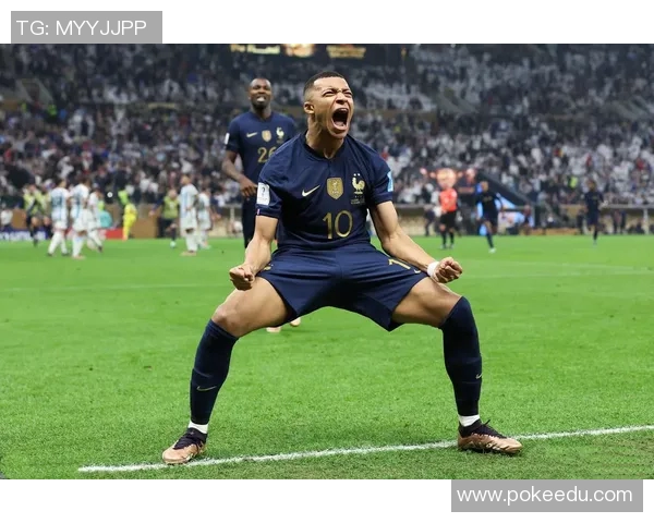 姆巴佩在世界杯赛场上的精彩表现引发全球关注与热议